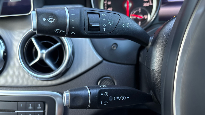 Mercedes-Benz GLA 220d 4Matic Sport Executive 5dr Auto Diesel Hatchback